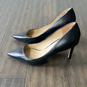 Via Spiga Black Leather Pointed-Toe Heels
